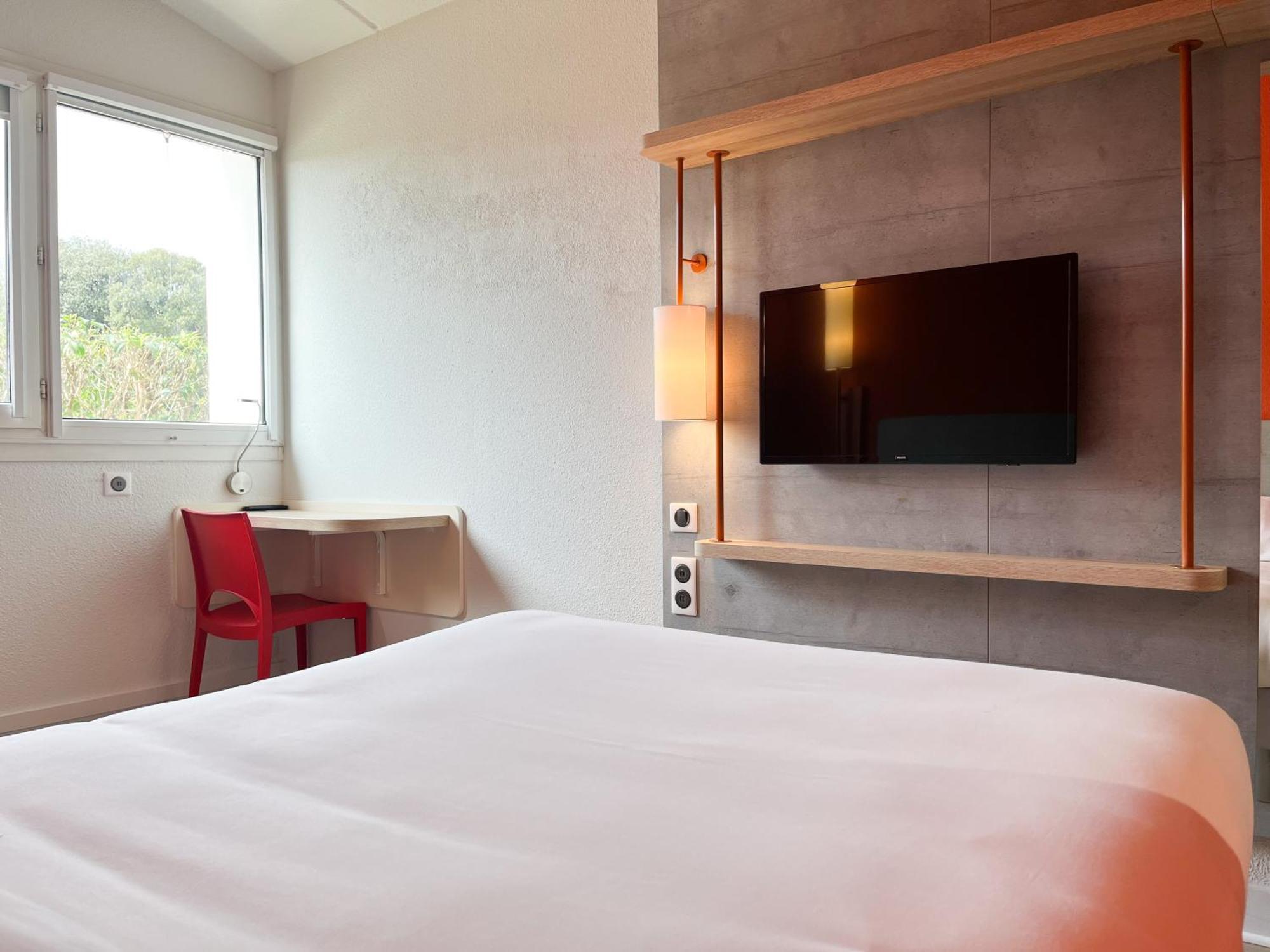 Ibis Budget Saint Christol Les Ales 외부 사진