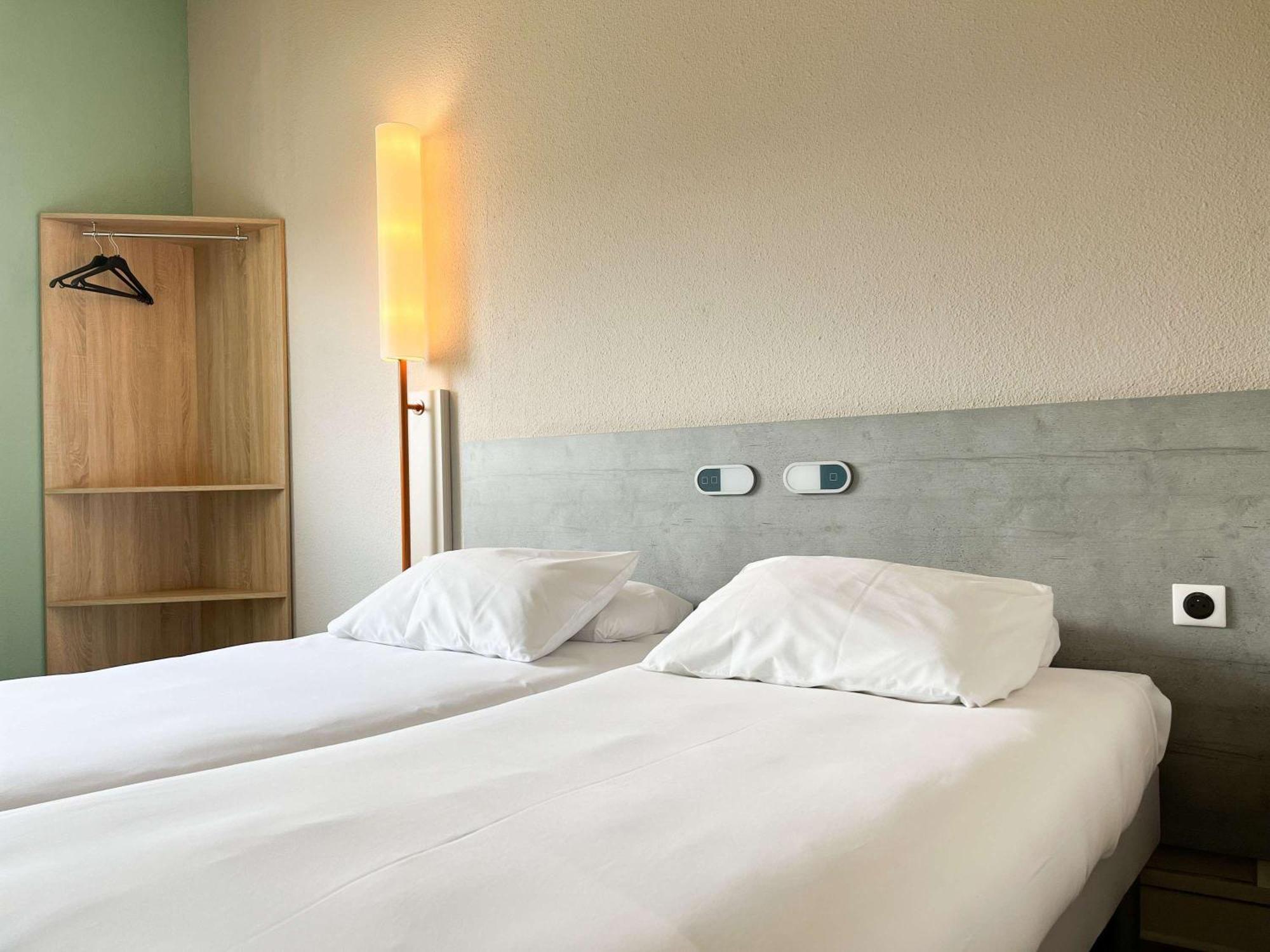 Ibis Budget Saint Christol Les Ales 외부 사진