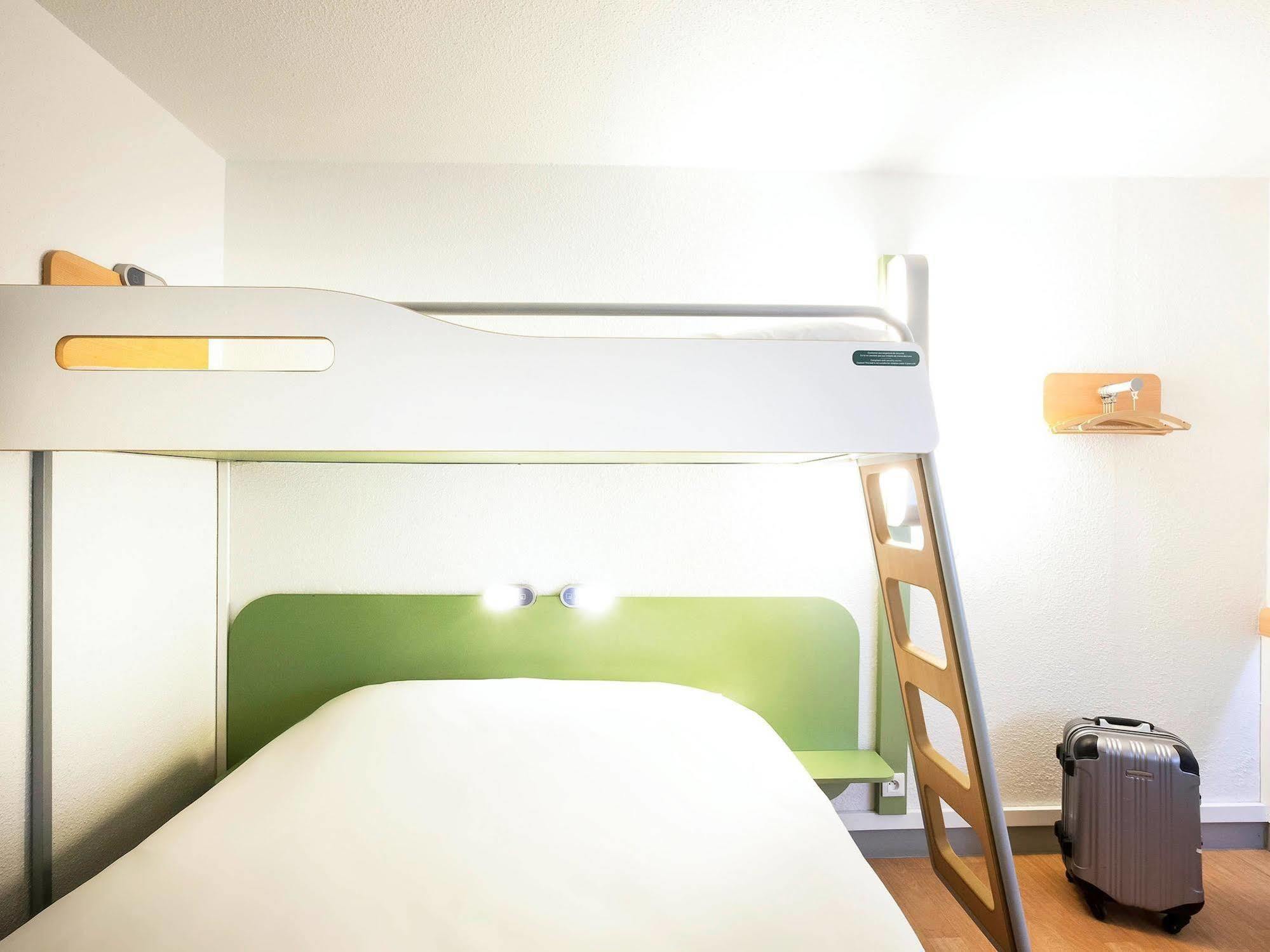 Ibis Budget Saint Christol Les Ales 외부 사진