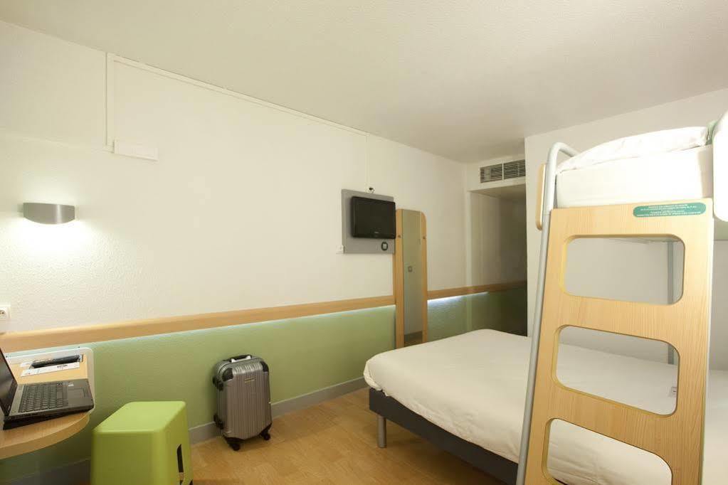 Ibis Budget Saint Christol Les Ales 외부 사진